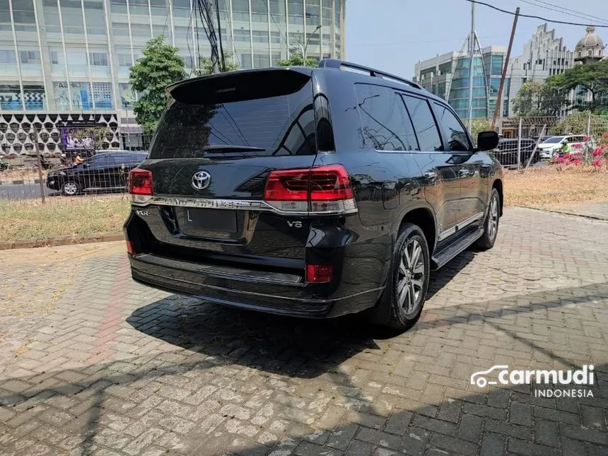 2019 Toyota Land Cruiser VX-R SUV