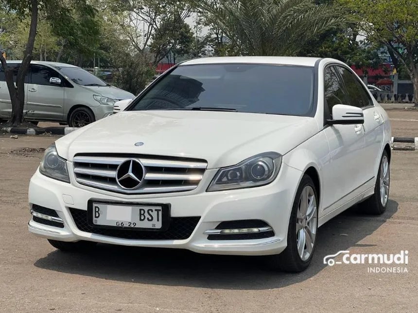 2014 Mercedes-Benz C200 CGI Sedan