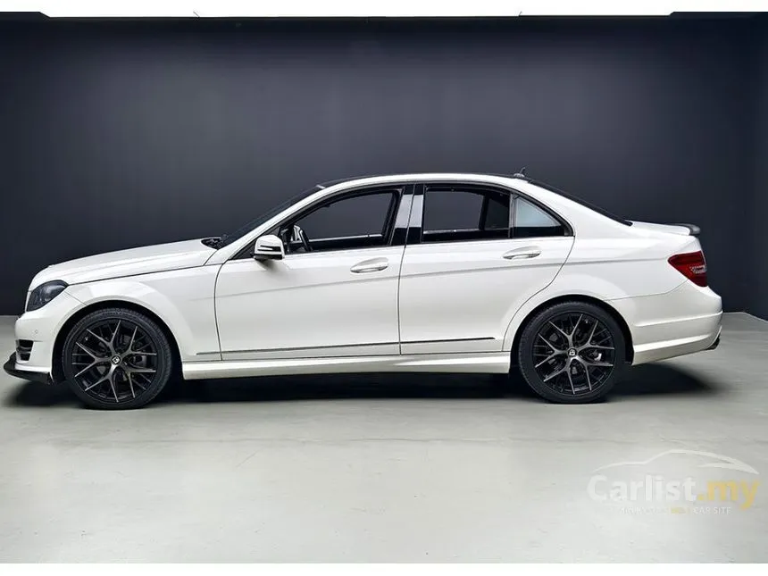 2014 Mercedes-Benz C200 CGI AMG Bodystyling Sedan