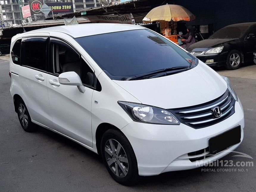 Honda freed 2010 характеристики