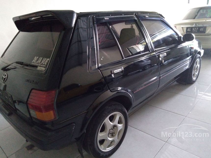  Jual  Mobil  Toyota  Starlet  1987 1 0 di Jawa Timur Manual 