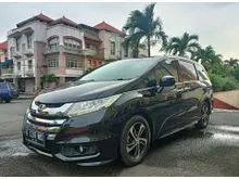 2016 Honda Odyssey 2.4 Prestige 2.4 MPV Hitam