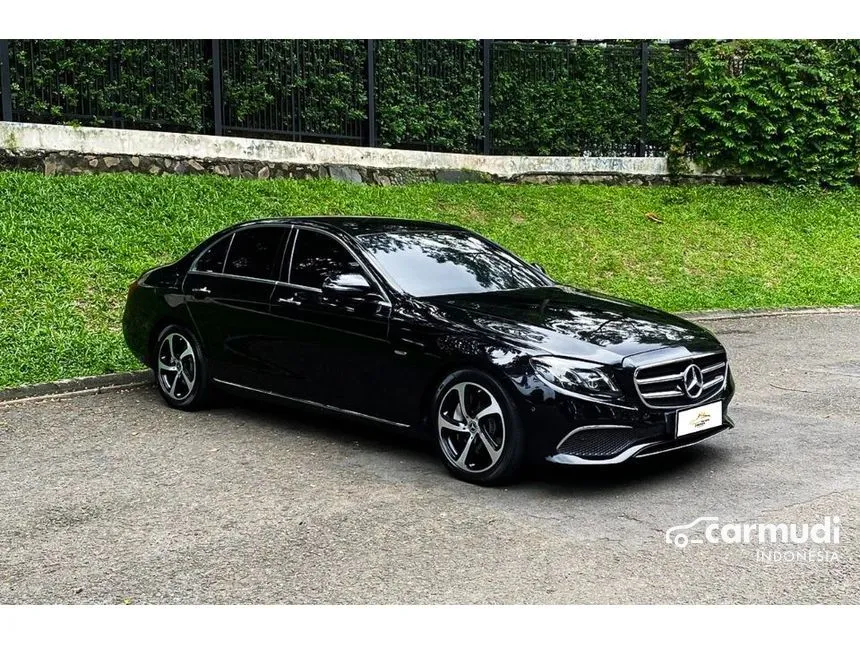 2021 Mercedes-Benz E300 Avantgarde SportStyle Sedan