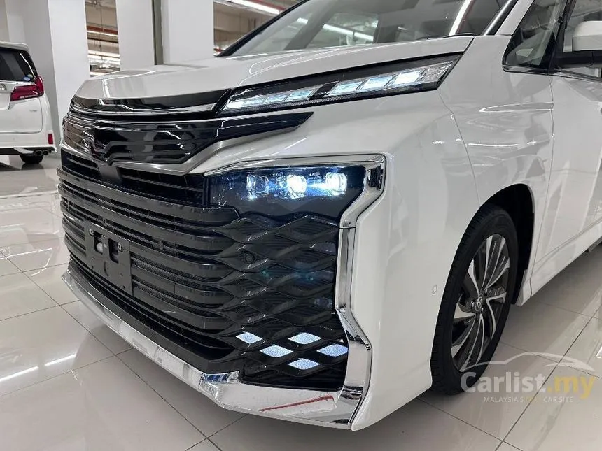 2022 Toyota Voxy S-Z MPV