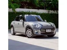 2015 Mini COOPER 1.5 F55 5-Door Hatchback