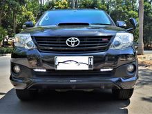 (Dp 25jt) Toyota Fortuner 2.5 G TRD VNT A/T 2014.Velg Hitam. Garansi Mesin