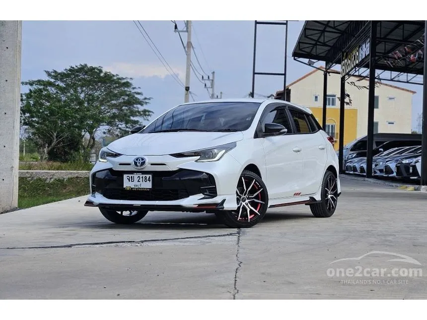 2023 Toyota YARIS Smart Hatchback