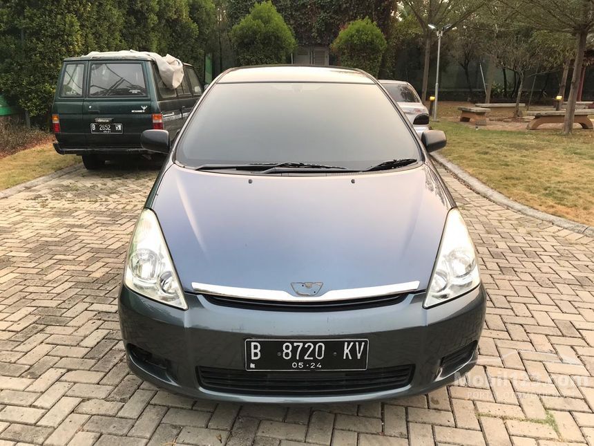 Jual Mobil  Toyota  Wish  2004 ZNE10 1 8 di DKI Jakarta 