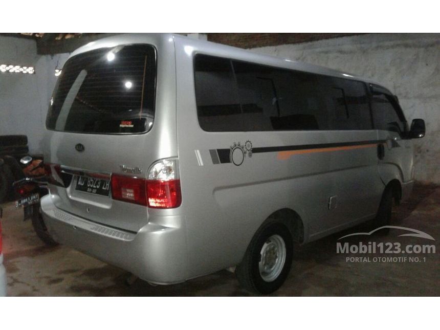 Jual Mobil KIA Travello 2009 Option 2 2.7 di Jawa Tengah 