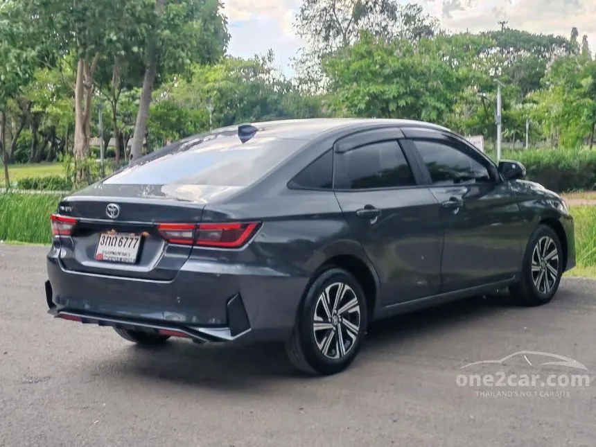 2025 Toyota Yaris Ativ Smart Sedan