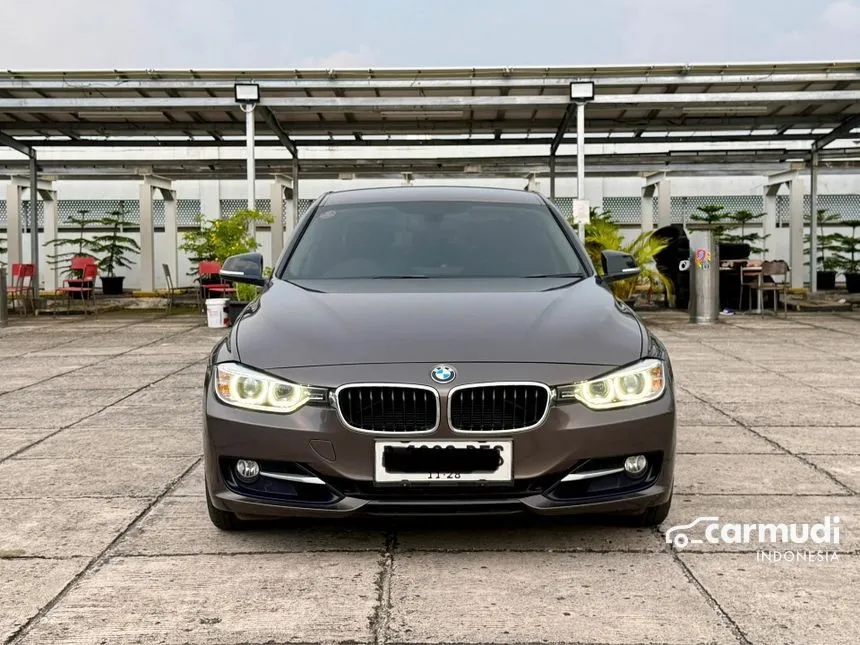 2013 BMW 320i Sport Sedan