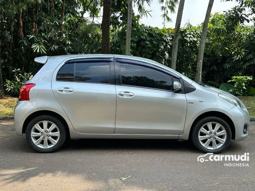 2012 Toyota Yaris J Hatchback