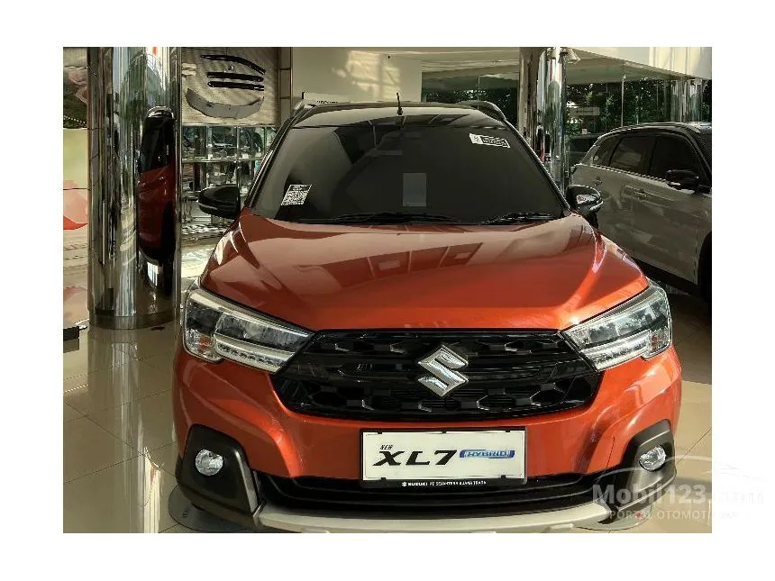 Jual Mobil Suzuki XL7 2023 Hybrid ALPHA 1.5 di DKI Jakarta Automatic Wagon Orange Rp 237.000.000