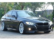 2014 BMW 320i 2.0 Sport Sedan Garansi Mesin dan Transmisi