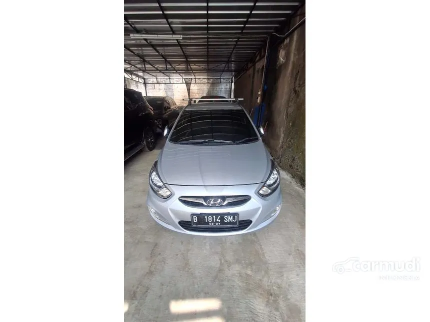 2013 Hyundai Grand Avega SG Hatchback