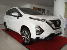Nissan Grand Livina 2019 terbaru harga dijamin termurah se JAWA TIMUR , DP 14 juta bisa NEGO