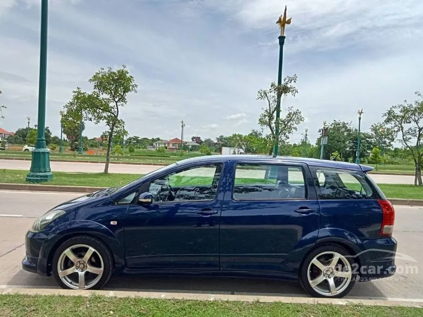 2004 Toyota WISH Q Wagon