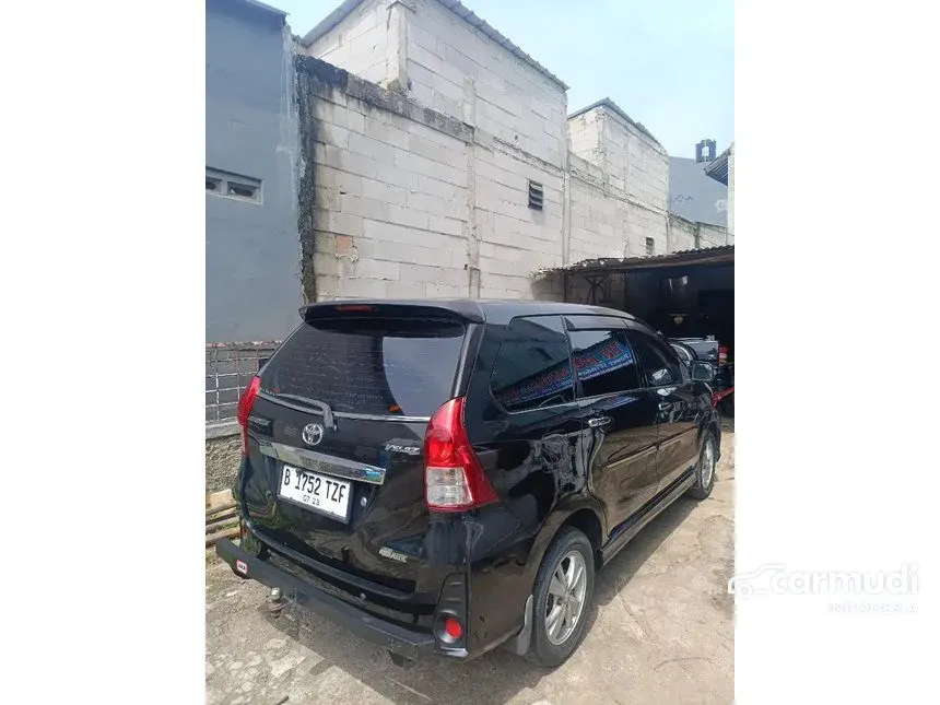 2012 Toyota Avanza Veloz MPV