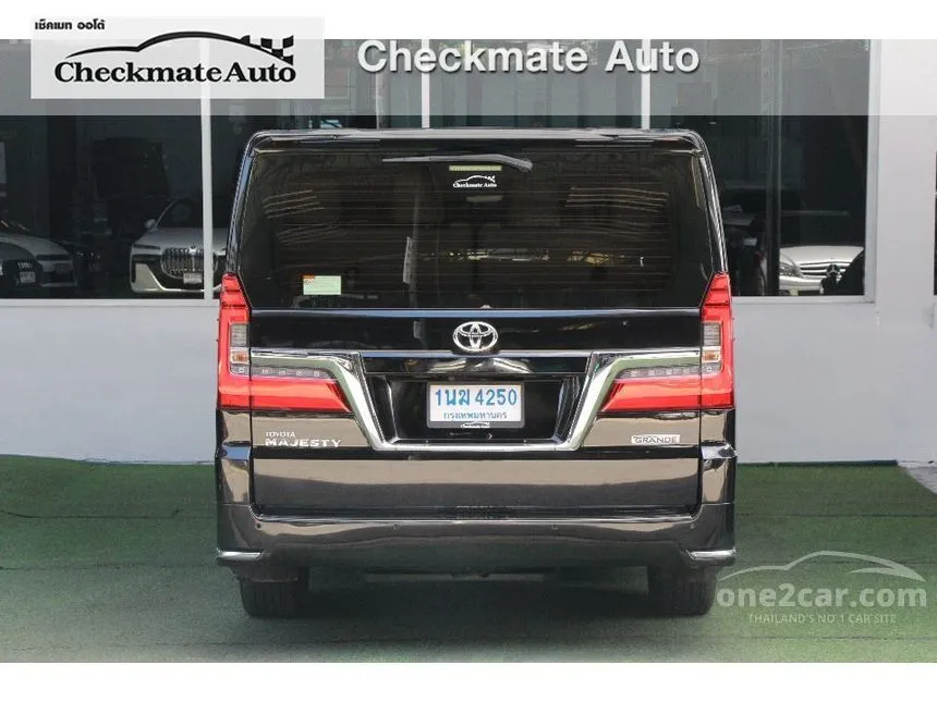 2021 Toyota Majesty Grande Van