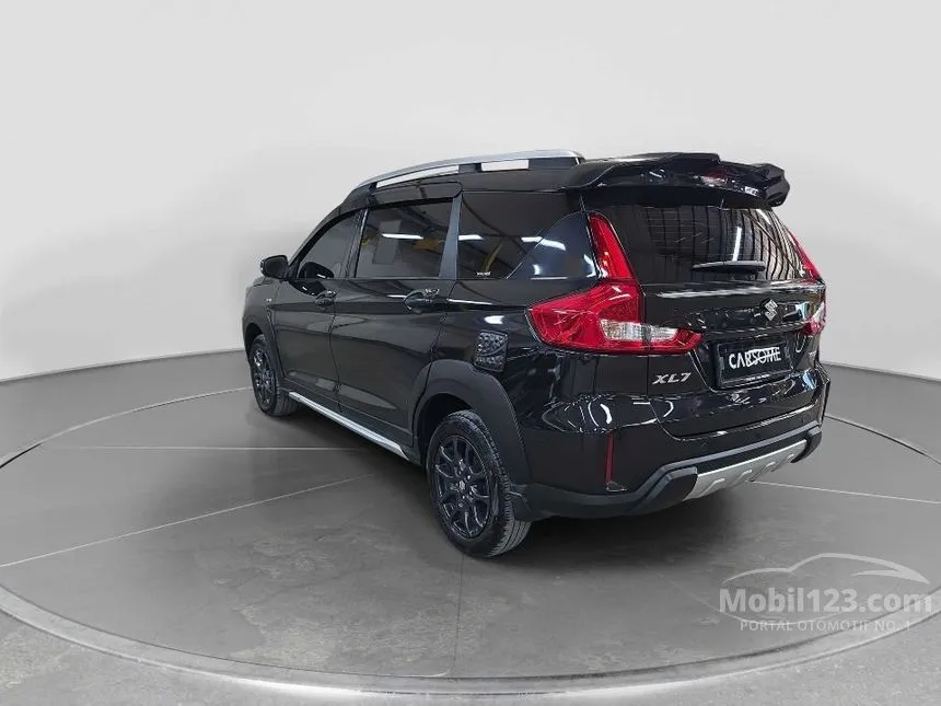 2023 Suzuki XL7 Beta Hybrid SUV