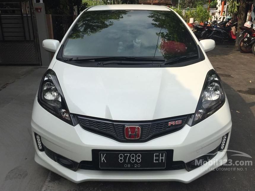 Jual Mobil Honda Jazz 2014 RS 1 5 di Jawa Tengah Automatic Jual Mobil Honda Jazz 2014 RS 1 5 di Jawa Tengah Automatic