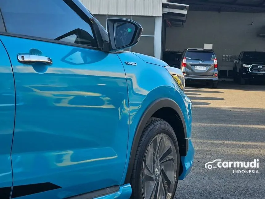 2025 Toyota Raize GR Sport (2 Tone) SUV