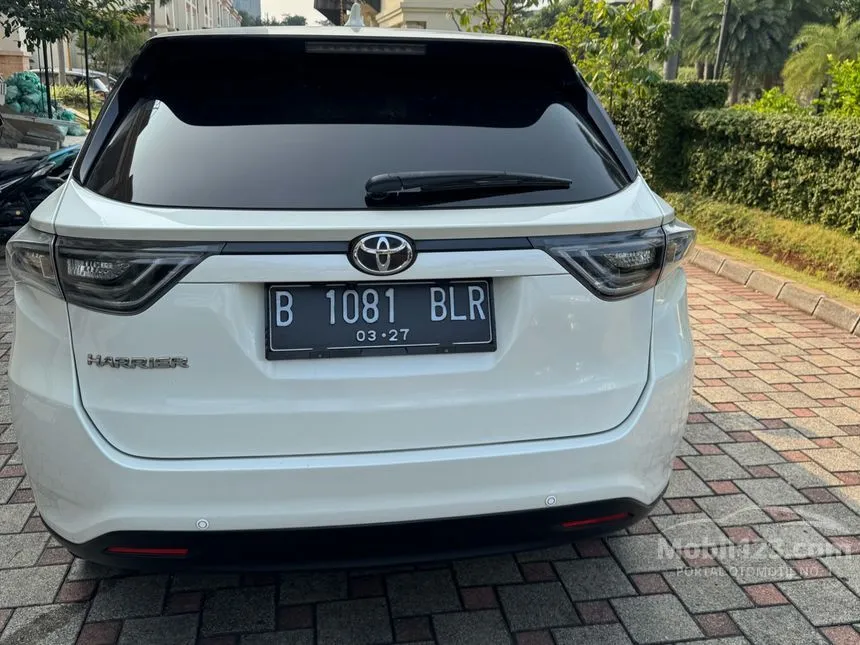 2014 Toyota Harrier SUV