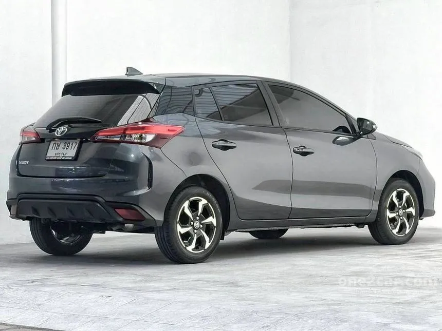 2023 Toyota YARIS Smart Hatchback