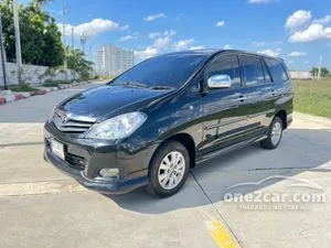 2011 Toyota INNOVA 2.0 V Wagon