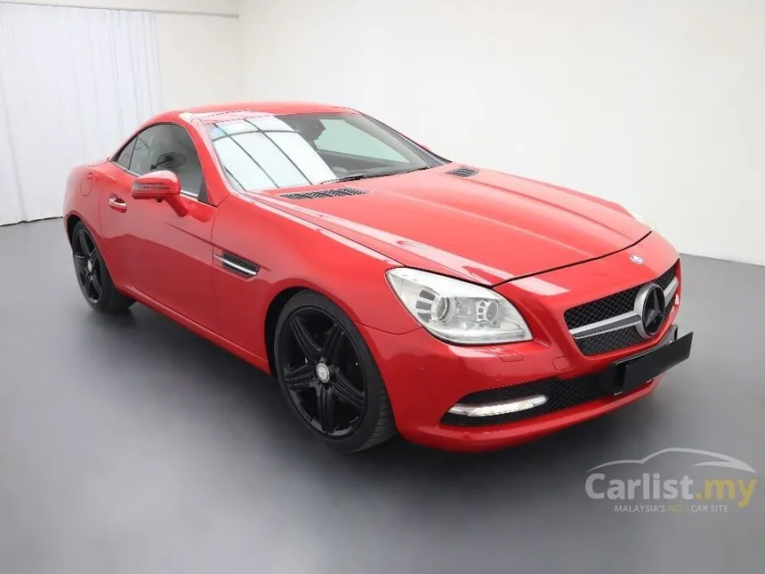 2011 Mercedes-Benz SLK200 AMG Sport Convertible