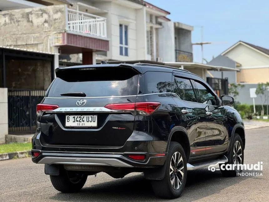 2019 Toyota Fortuner VRZ TRD 4X2 SUV
