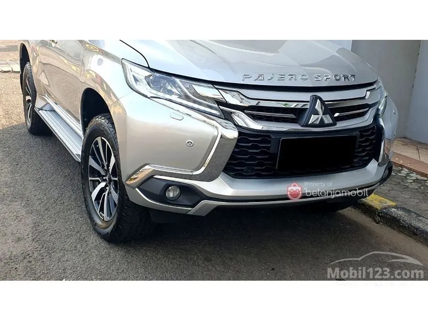 2017 Mitsubishi Pajero Sport Dakar 4X2 SUV