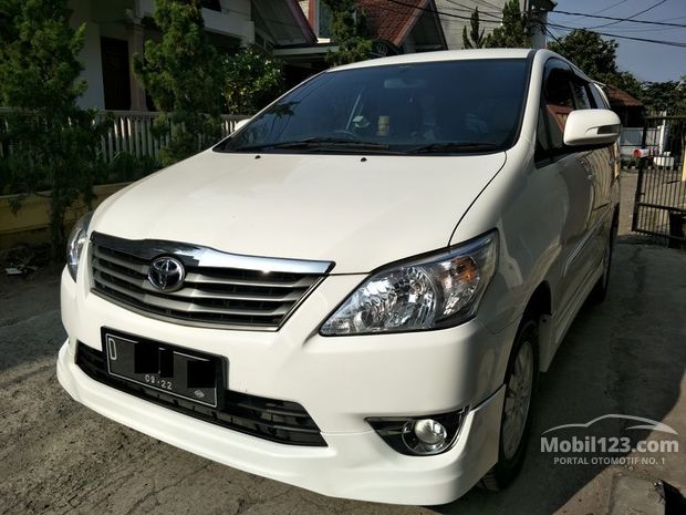 Toyota Kijang Innova G Luxury Mobil bekas dijual di 