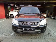 Ford Escape 2.3 XLT Limited 4x2 SUV 2012 - Sunroof - Hitam - Kondisi sehat gan - Siap Pakai - DP 5jt