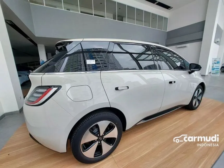 2024 Wuling Cloud EV EV Hatchback