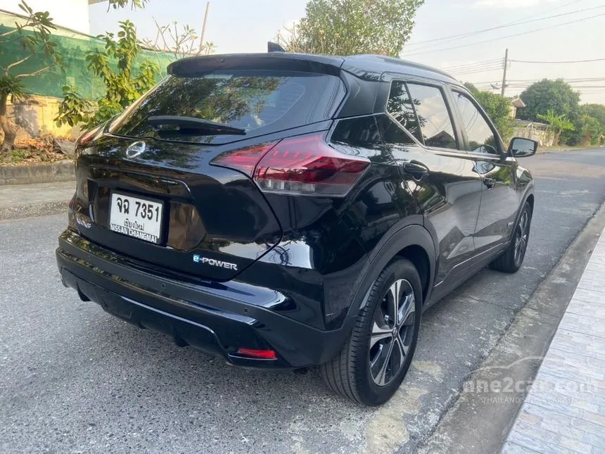 2023 Nissan Kicks E SUV