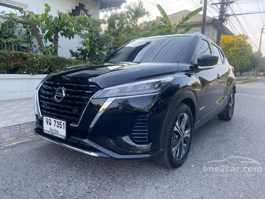 2023 Nissan Kicks E SUV