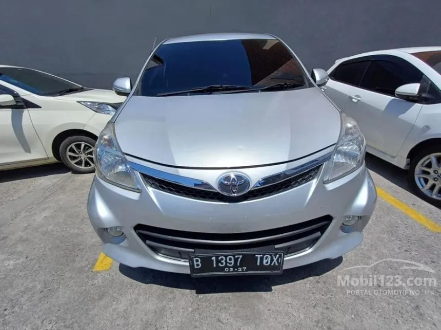 2012 Toyota Avanza Veloz MPV