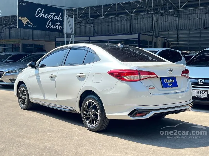 2022 Toyota Yaris Ativ Sport Premium Sedan