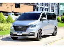 2019 Hyundai H-1 2.5 (ปี 18-24) Touring Van