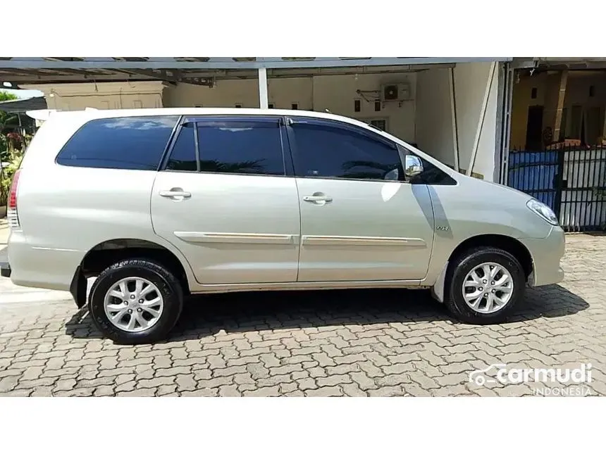 2010 Toyota Kijang Innova G MPV