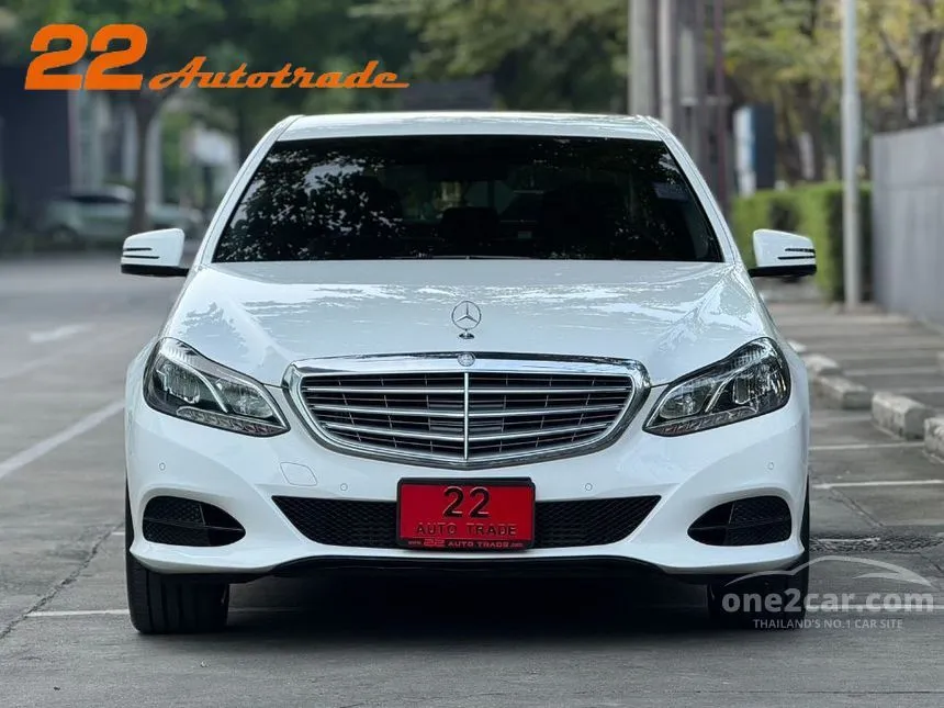 2015 Mercedes-Benz E200 AMG Dynamic Sedan