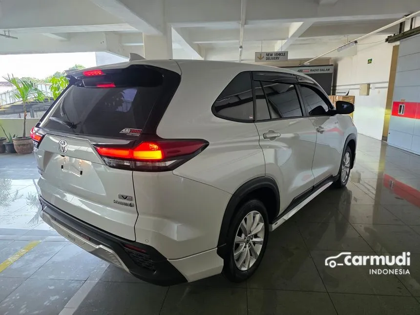 2025 Toyota Kijang Innova Zenix V HV Modellista (Premium Color) MPV