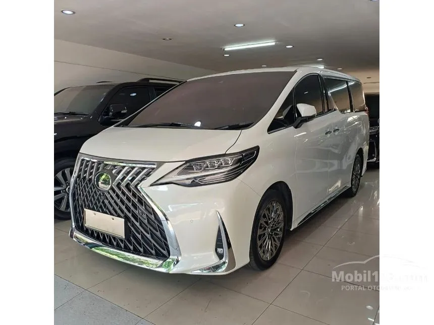 2023 Lexus LM 350 7 Seater MPV