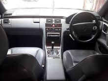 W210 mercy E320 elegance 1998 hitam, tangan 1 (L), low KM,brg simpanan