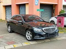 2013 Mercedes-Benz E200 2.0 Classic Sedan Matic KM Rendah Plat F Pjk 06-23 NEGO Halus SIAP TT Bosku