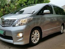 2010 Toyota Alphard 2.4 SC MPV. TDP 69jt Angs 7,611jt x 47