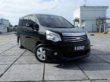 2013 Toyota NAV1 2.0 V MPV