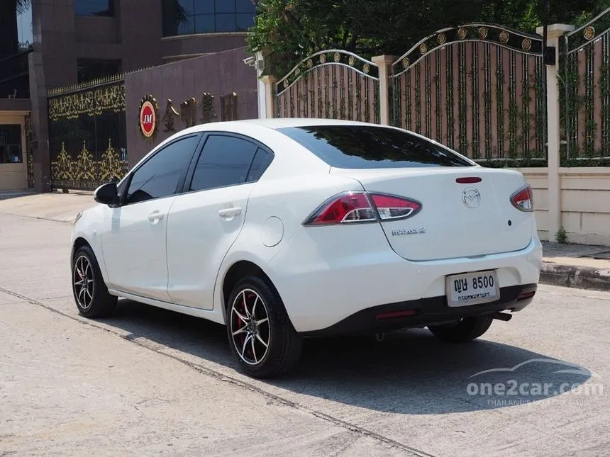 2011 Mazda 2 Groove Sedan
