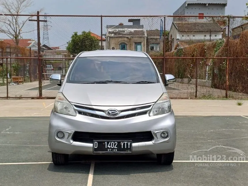 Jual Mobil Daihatsu Xenia 2015 R DLX 1.3 di Jawa Barat Manual MPV Silver Rp 115.000.000